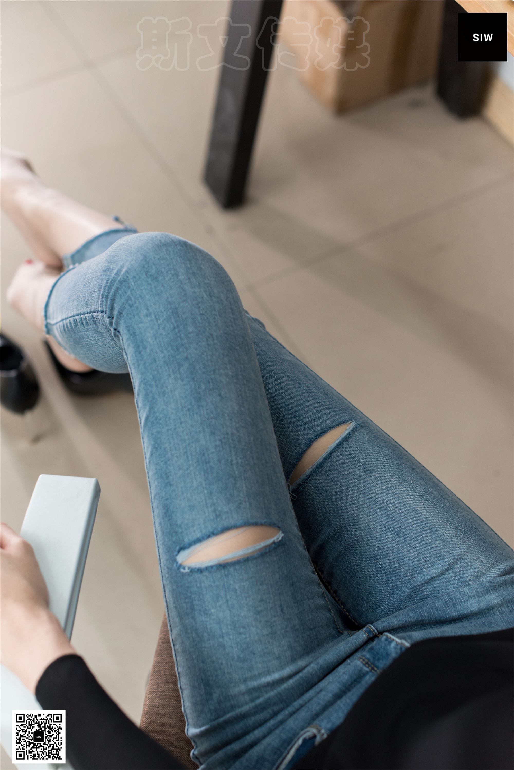 SIW斯文传媒 VOL.017 办公裤里丝-悦悦